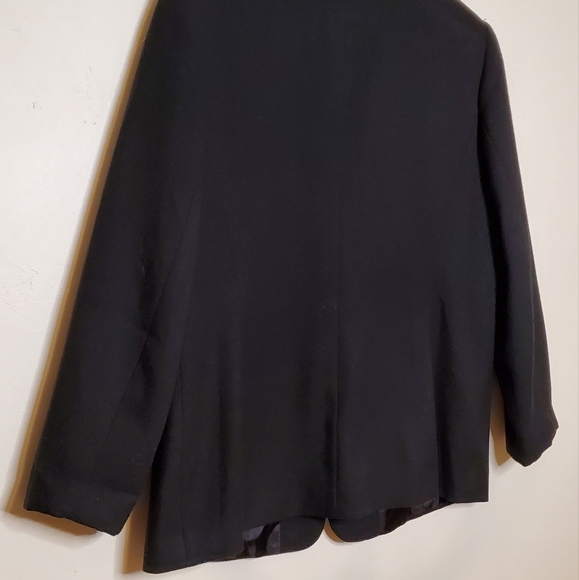 Black Boxy 80s Textured Vintage Blazer with Front Set In Pockets - Picture 11 of 11